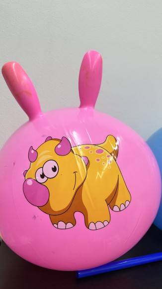 E43518             Прыгун детский с рожками. Размер: 55см